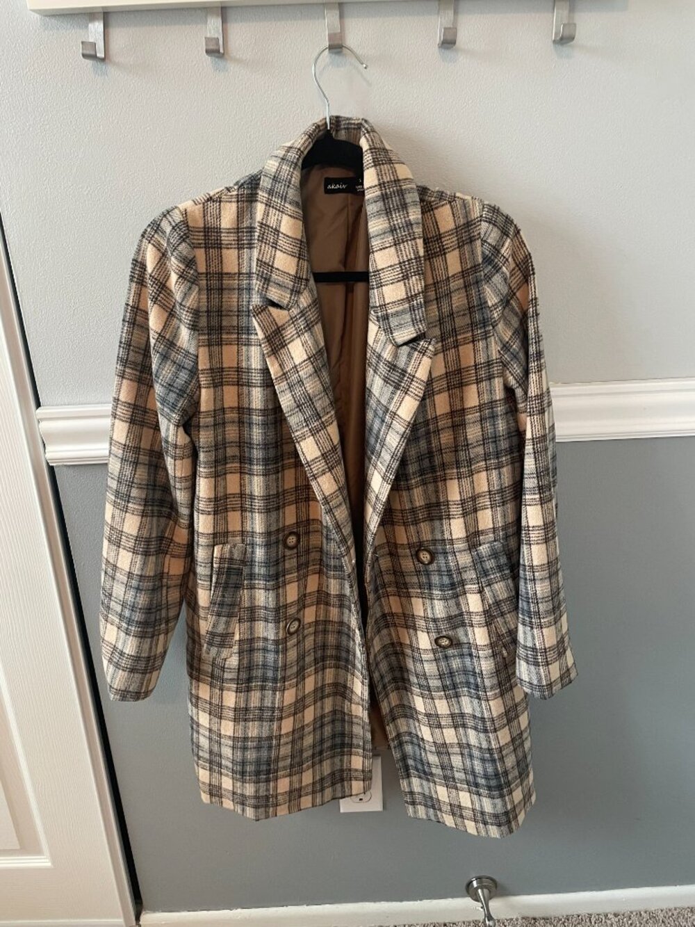 Akaiv Women's Plaid Double-Breasted Overcoat